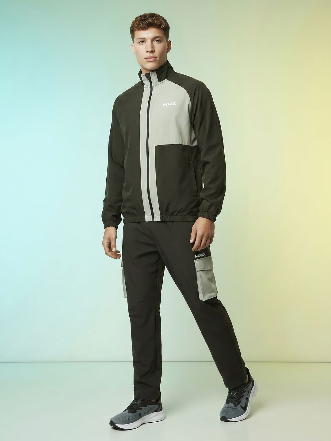 HRX by Hrithik Roshan Men Colourblocked Rapid-Dry Track Suit