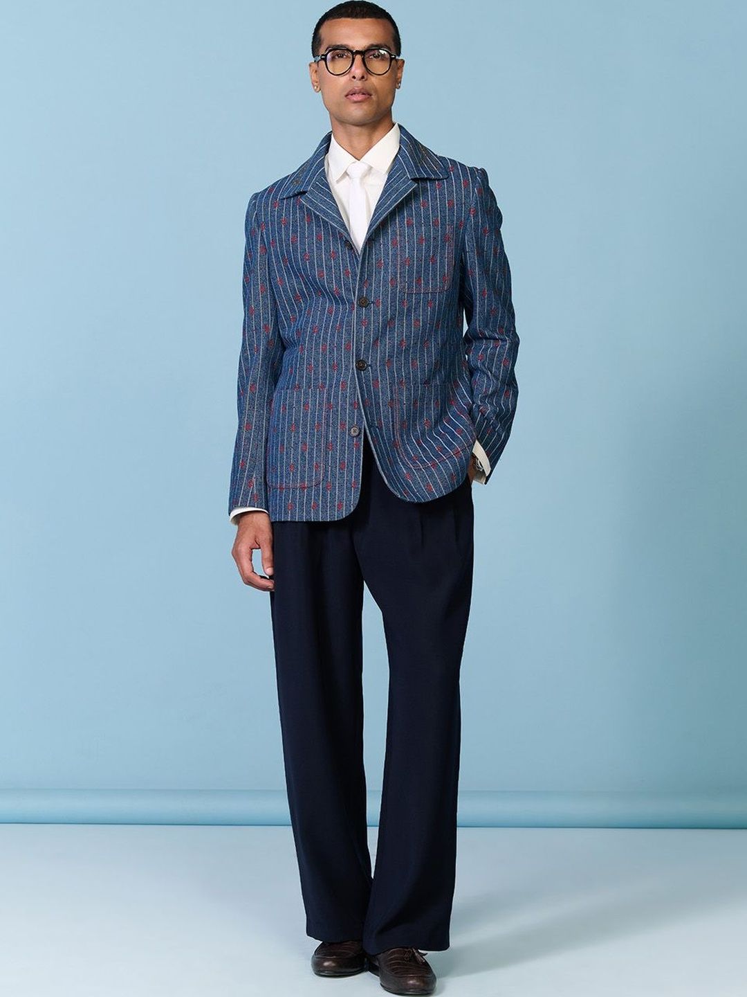 S&N by Shantnu Nikhil Men Colourblocked Tailored Jacket