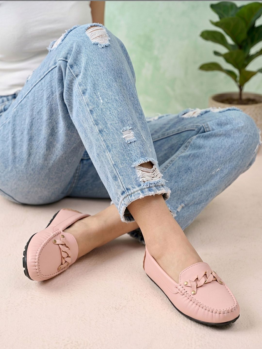 ALCAZO Women Suede Driving Shoes