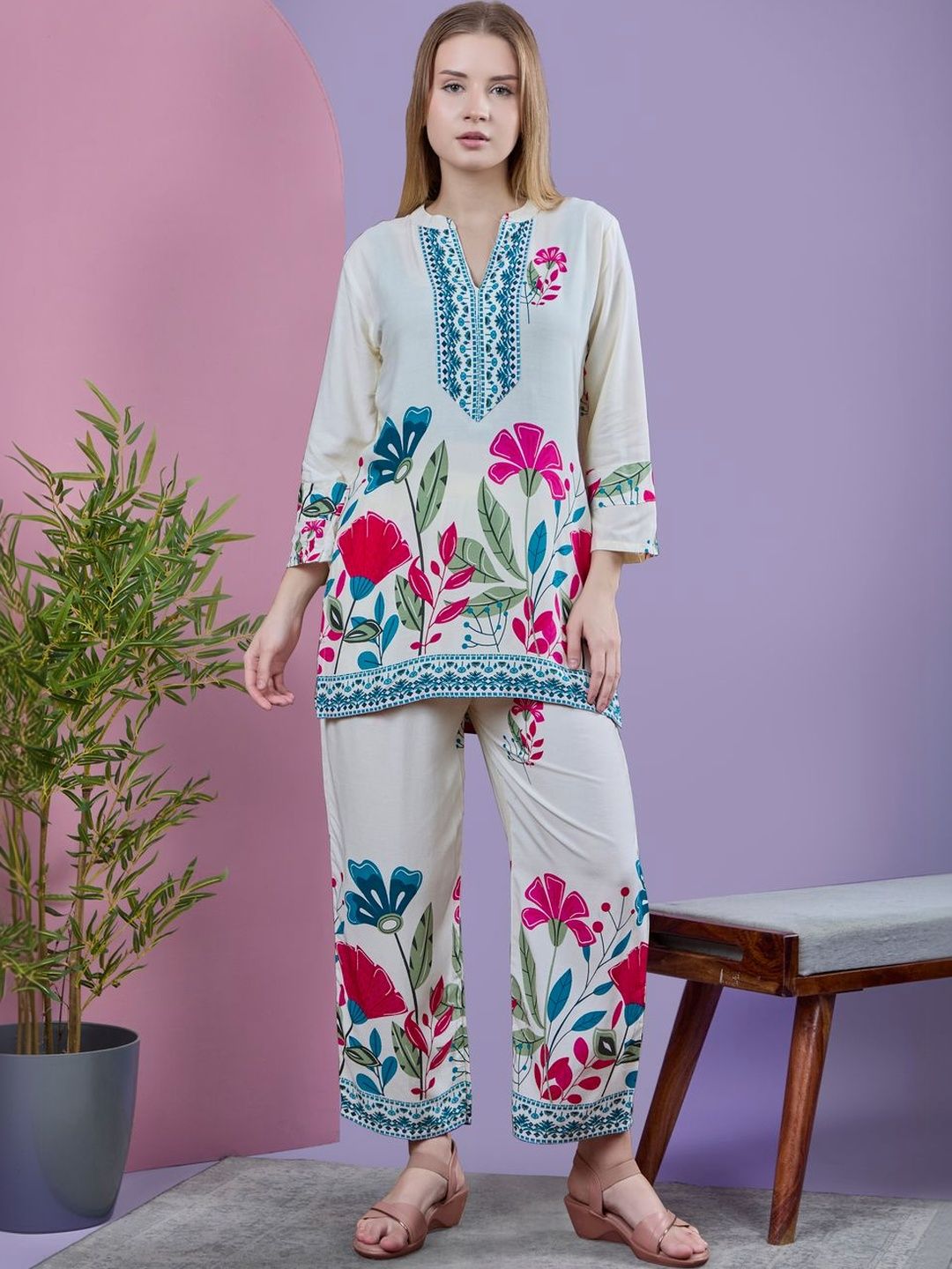 Veda fab Floral Printed Tunic with Trousers