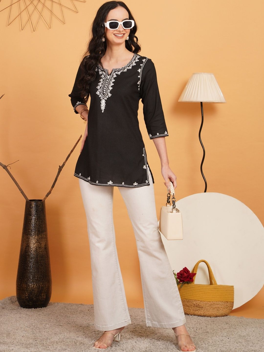 Sangria Ethnic Motifs Embroidered V-Neck Thread Work Pure Cotton Blend Thread Work Kurti