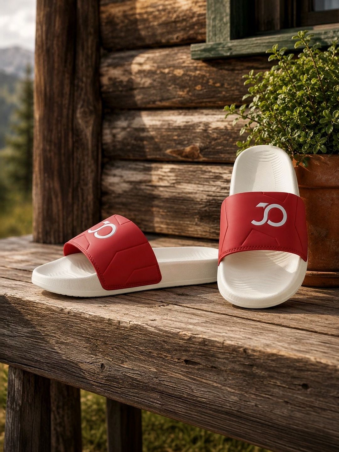 JOOTIYAPA Men Printed Sliders