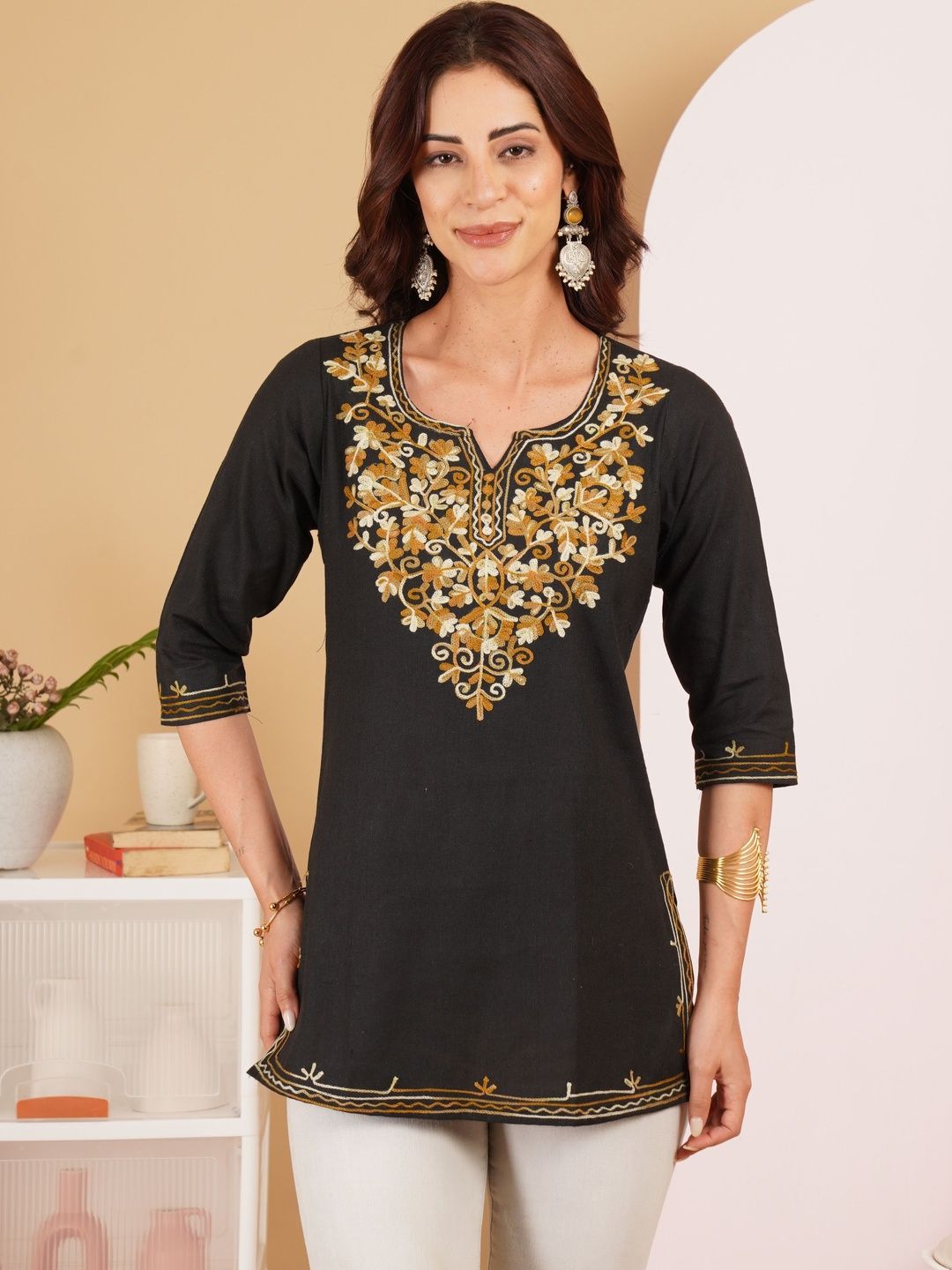 Sangria Ethnic Motifs Embroidered V-Neck Thread Work Pure Cotton Blend Thread Work Kurti