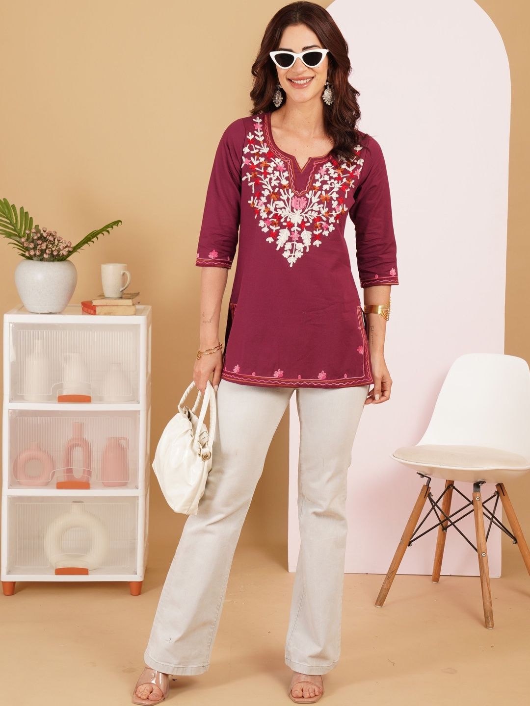 Sangria Ethnic Motifs Embroidered V-Neck Thread Work Pure Cotton Blend Thread Work Kurti