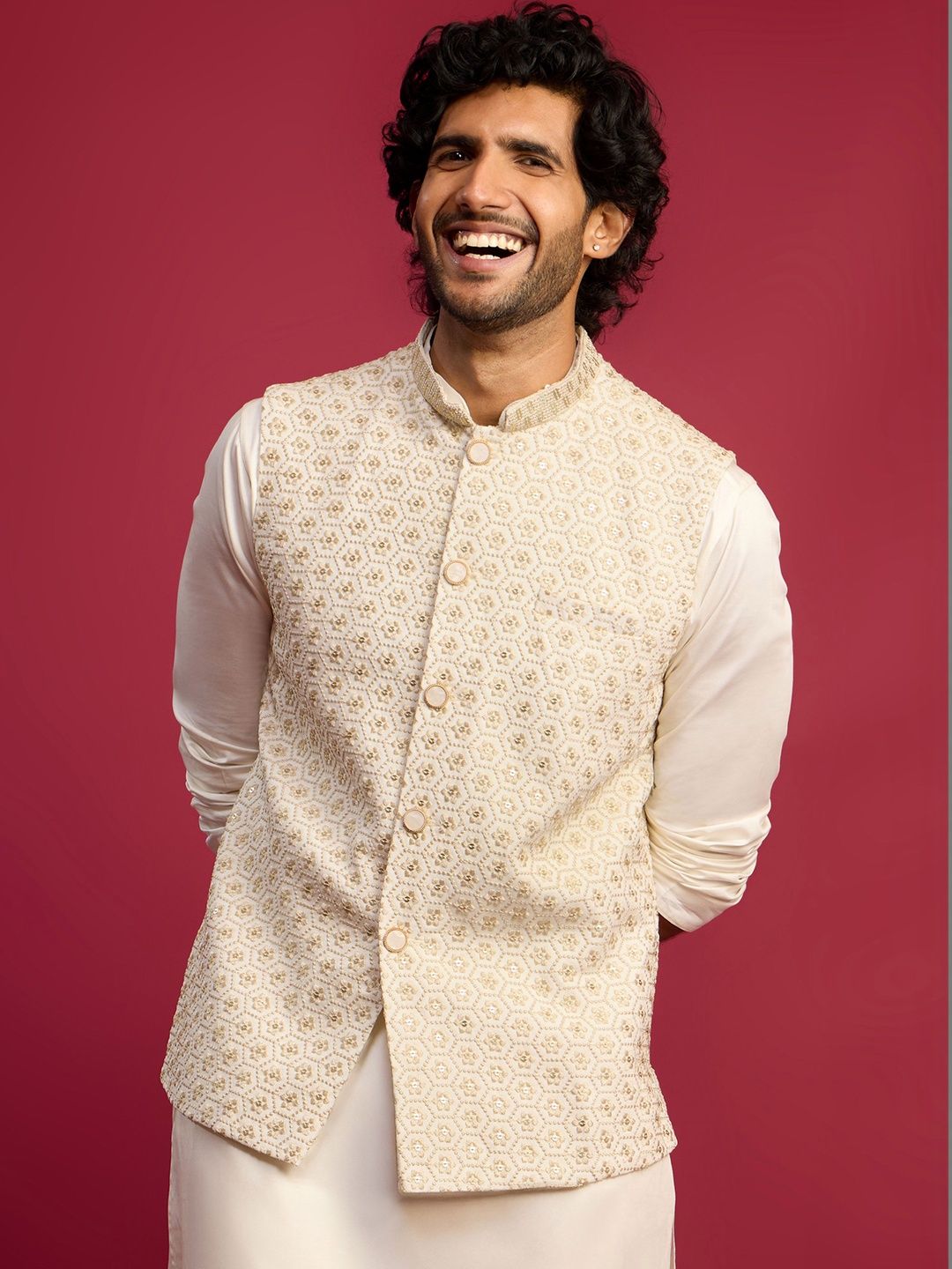 VASTRAMAY Floral Embroidered Woven Nehru Jacket