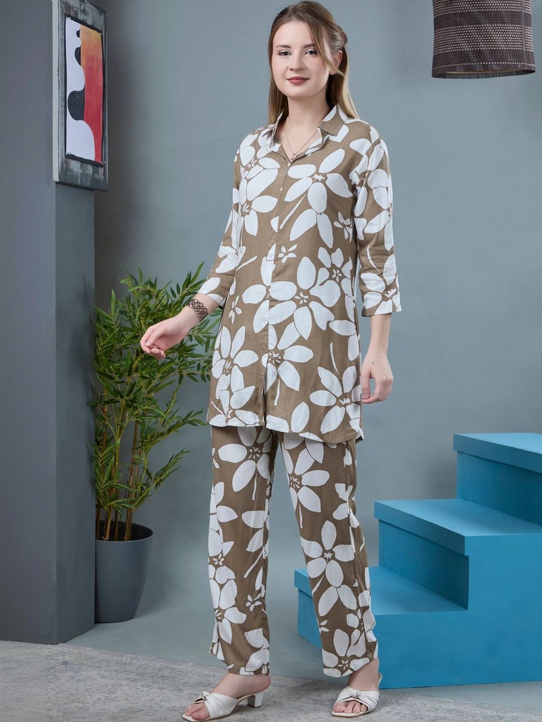 Veda fab Floral Printed Tunic with Trousers