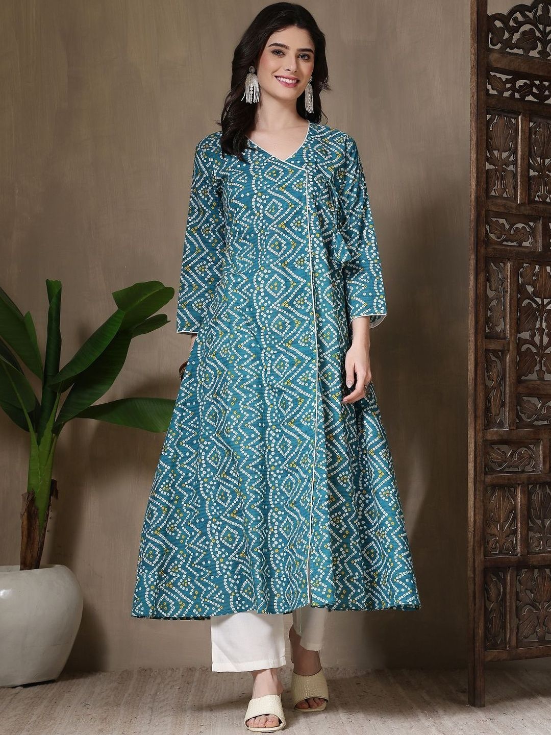 Kalphem Women Bandhani Printed Indie Prints Anarkali Kurta