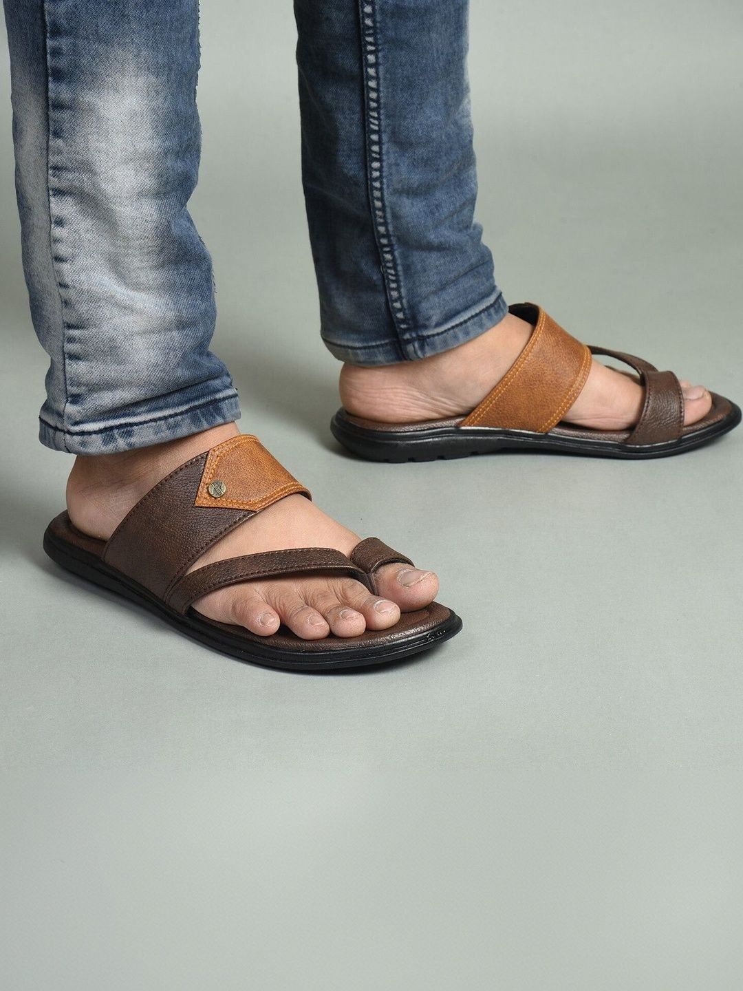 CALIBREL Men Colourblocked Thong Flip-Flops