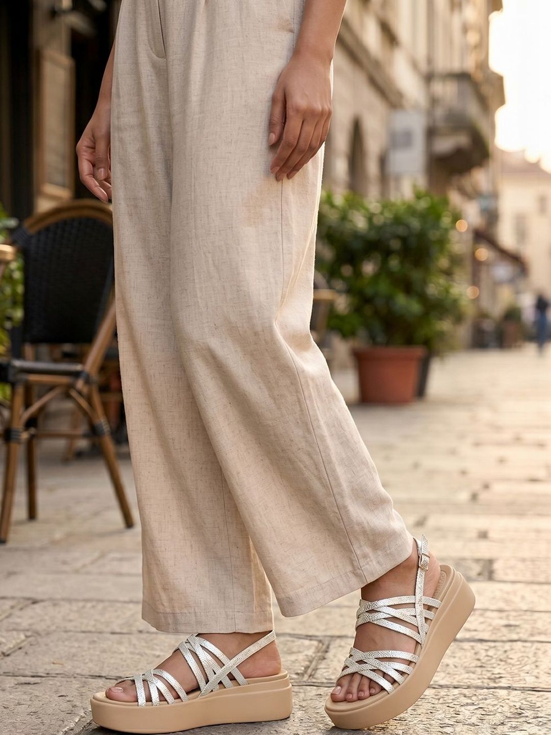 Textured Flatform Sandals Rocia Textured Flatform Sandals