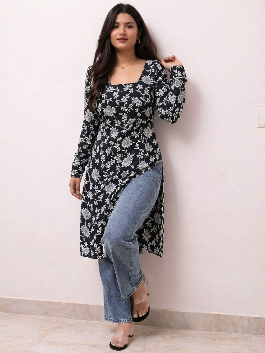 Zyla Women Floral Printed Floral Kurta