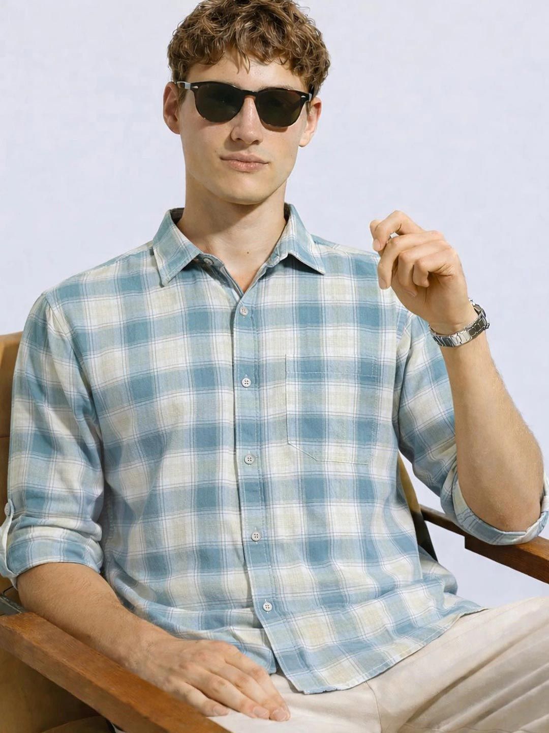 Klub Fox Men Spread Collar Tartan Checked Cotton Slim Fit Casual Shirt