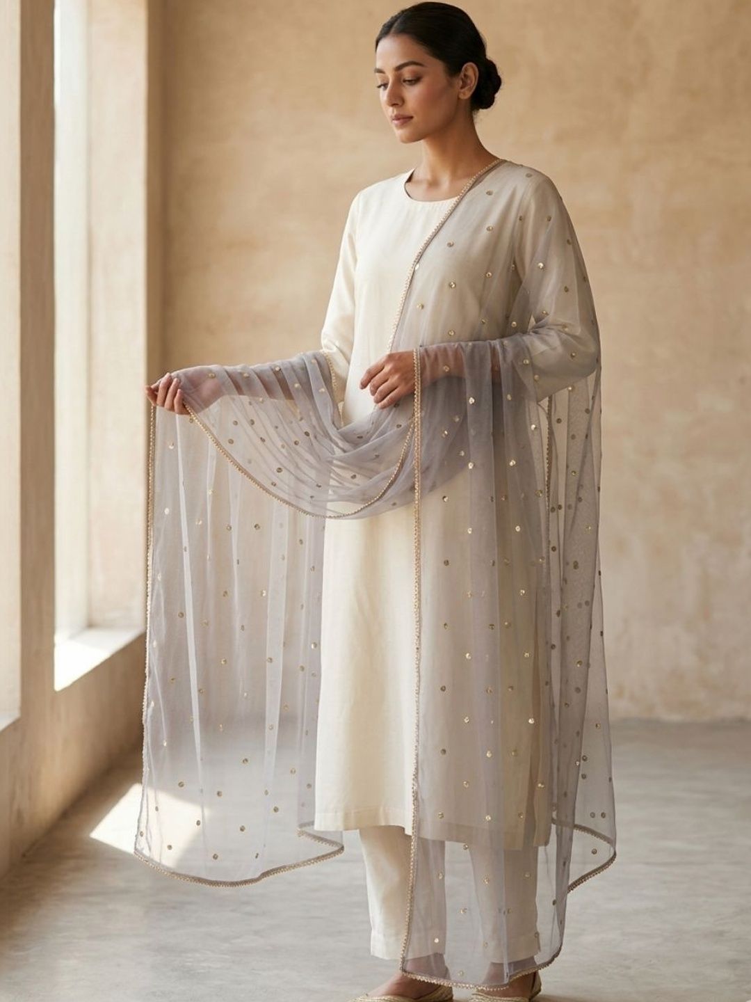 Dupatta Bazaar Embroidered Dupatta with Sequinned