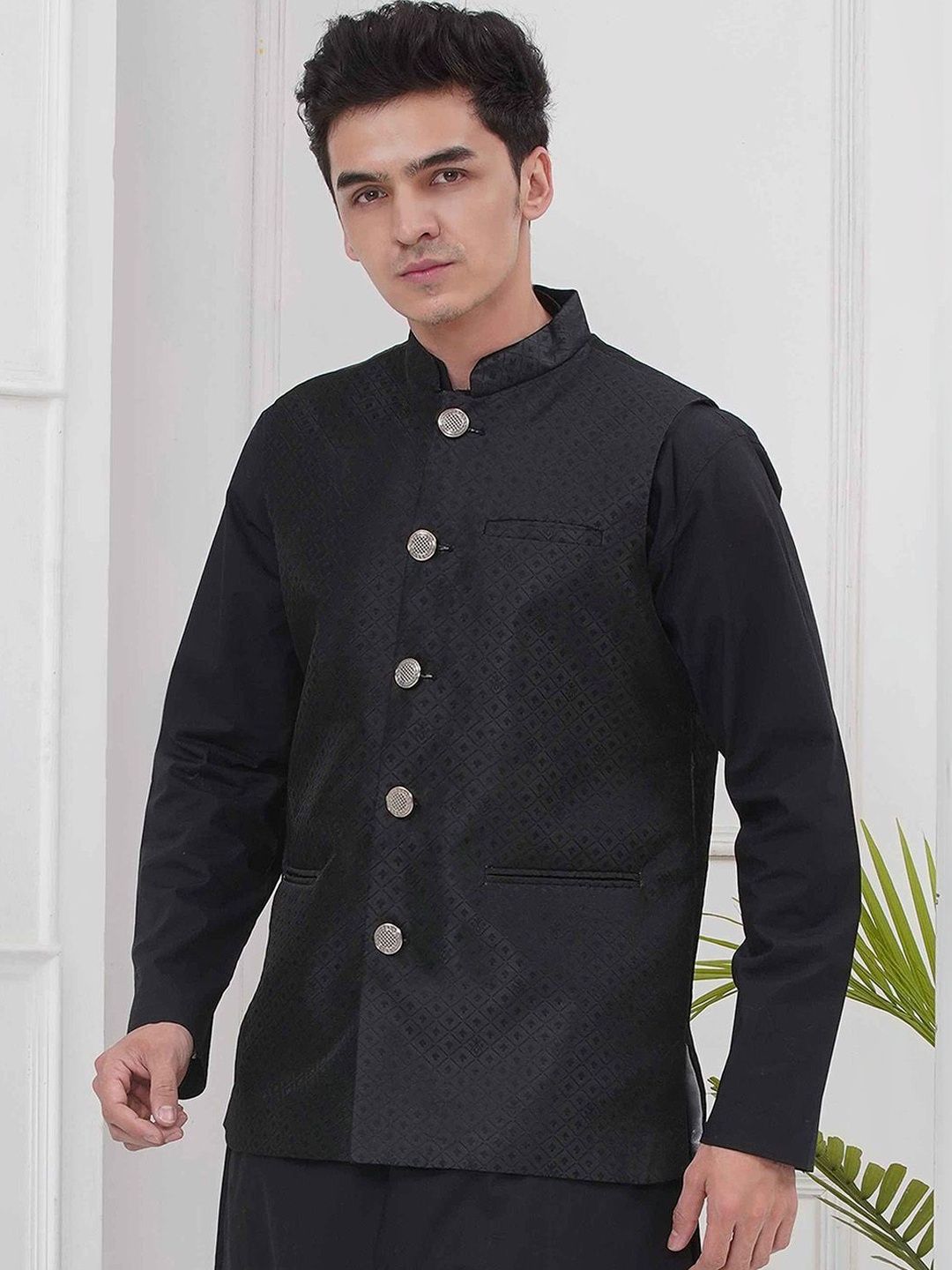 Moda Rapido Moda Rapido Woven Design Sleeveless Nehru Jacket