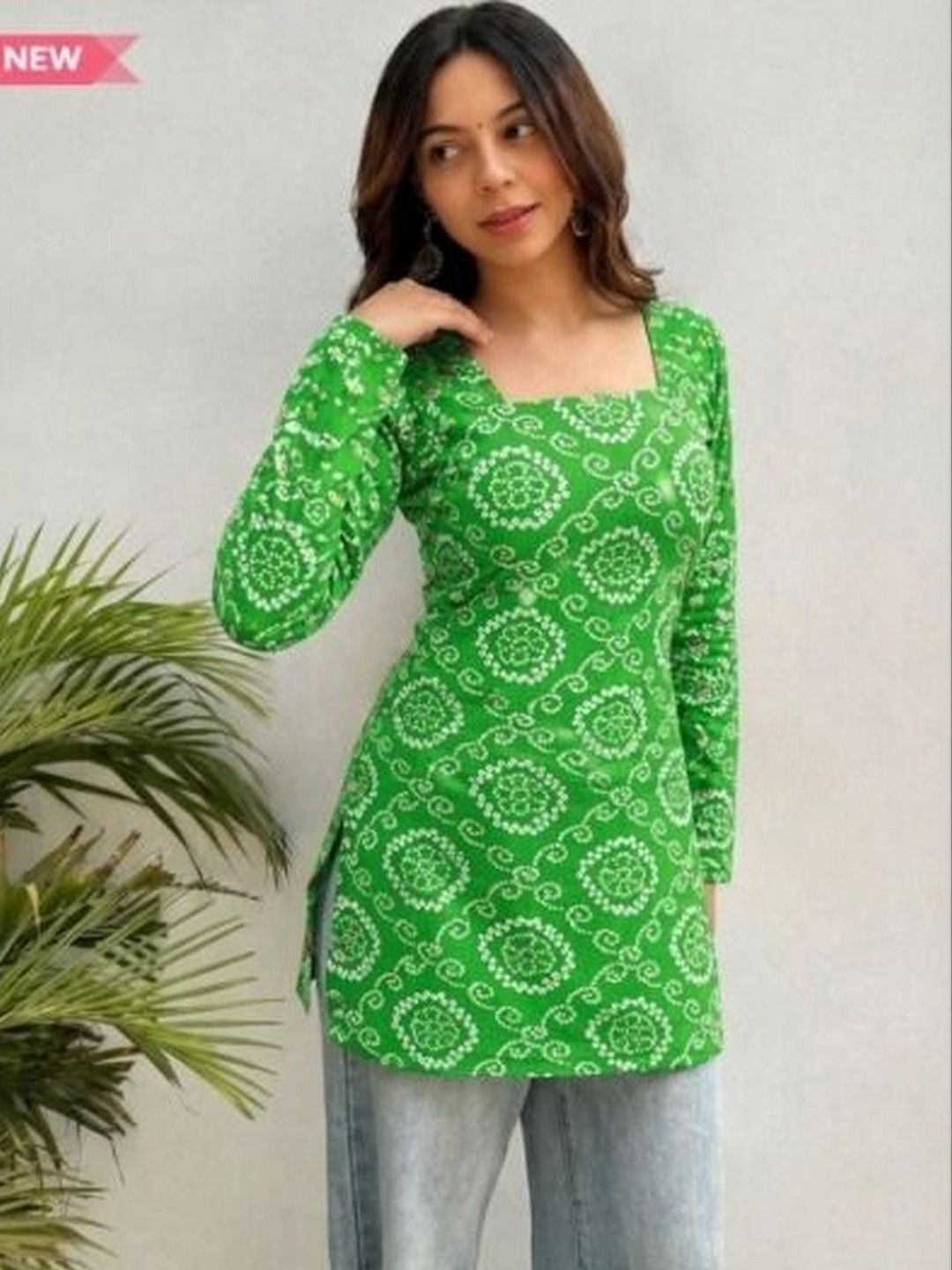 HERE&NOW Bandhani Printed Square Neck Kurti