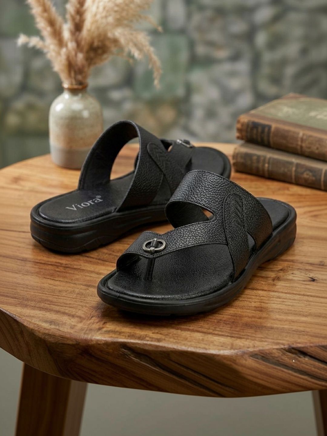 Viora Men Thong Flip-Flops