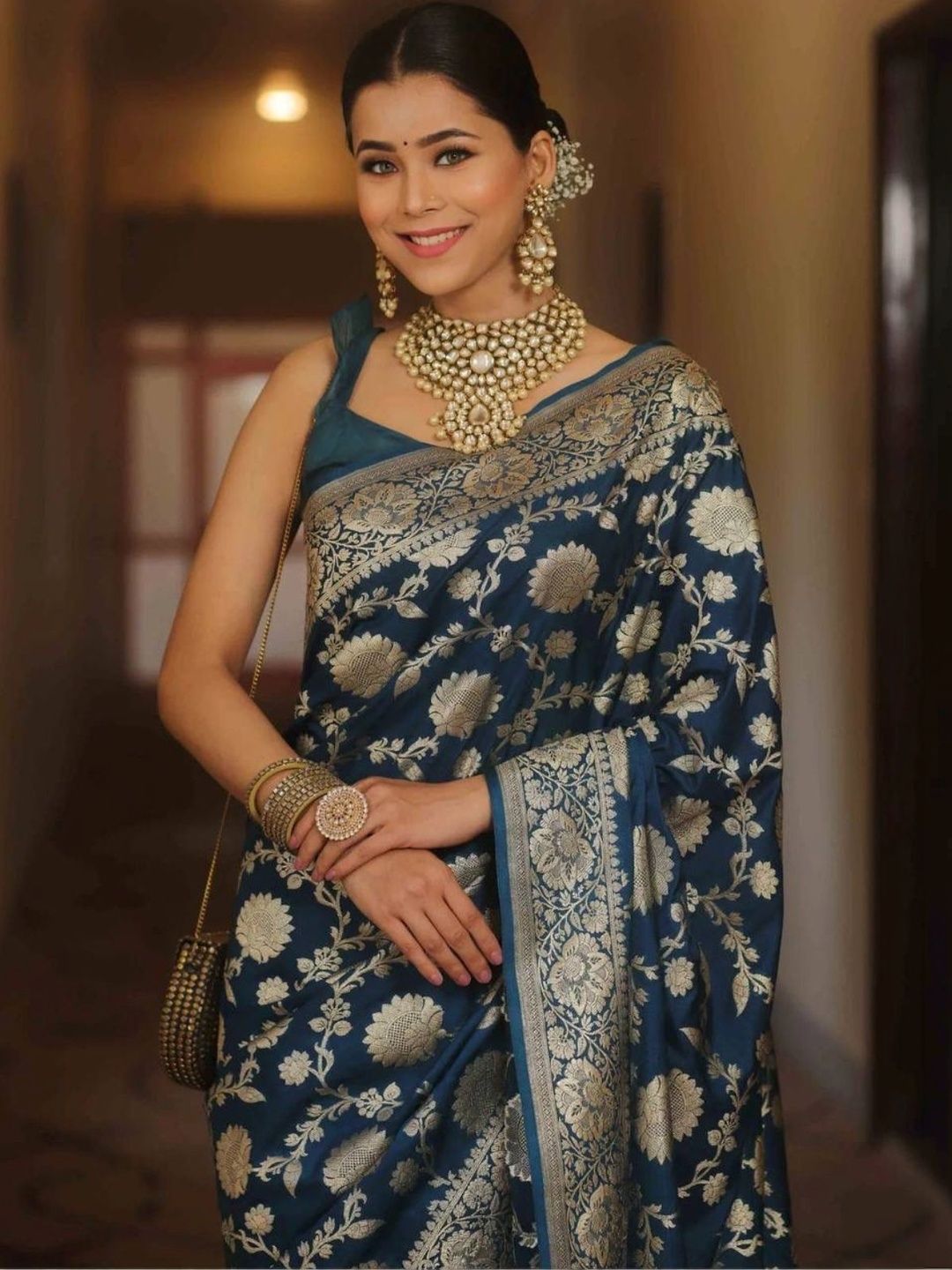 ODETTE ODETTE Woven Design Silk Blend Designer Saree