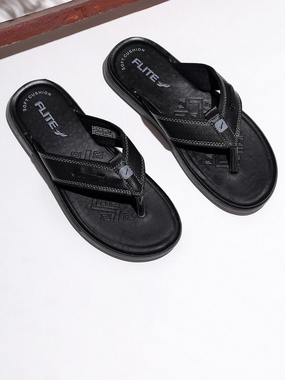 FLITE Men Thong Flip-Flops