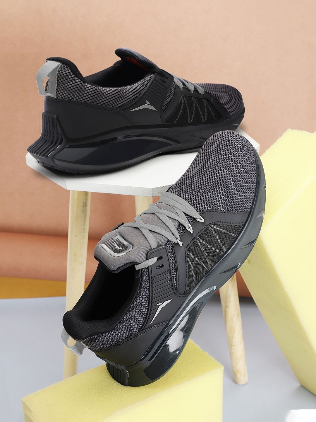 JQR Men Kick Mesh Running Shoes
