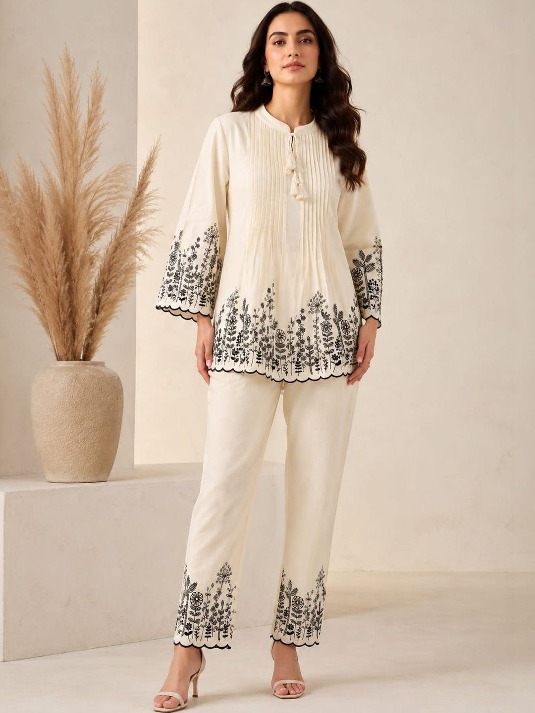 Ilaaha Embroidered Tunic with Trousers