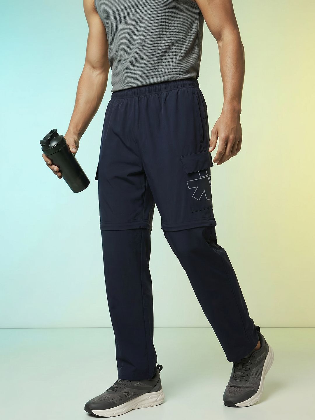 HRX by Hrithik Roshan Men Rapid Dry Training Convertible Track Pants