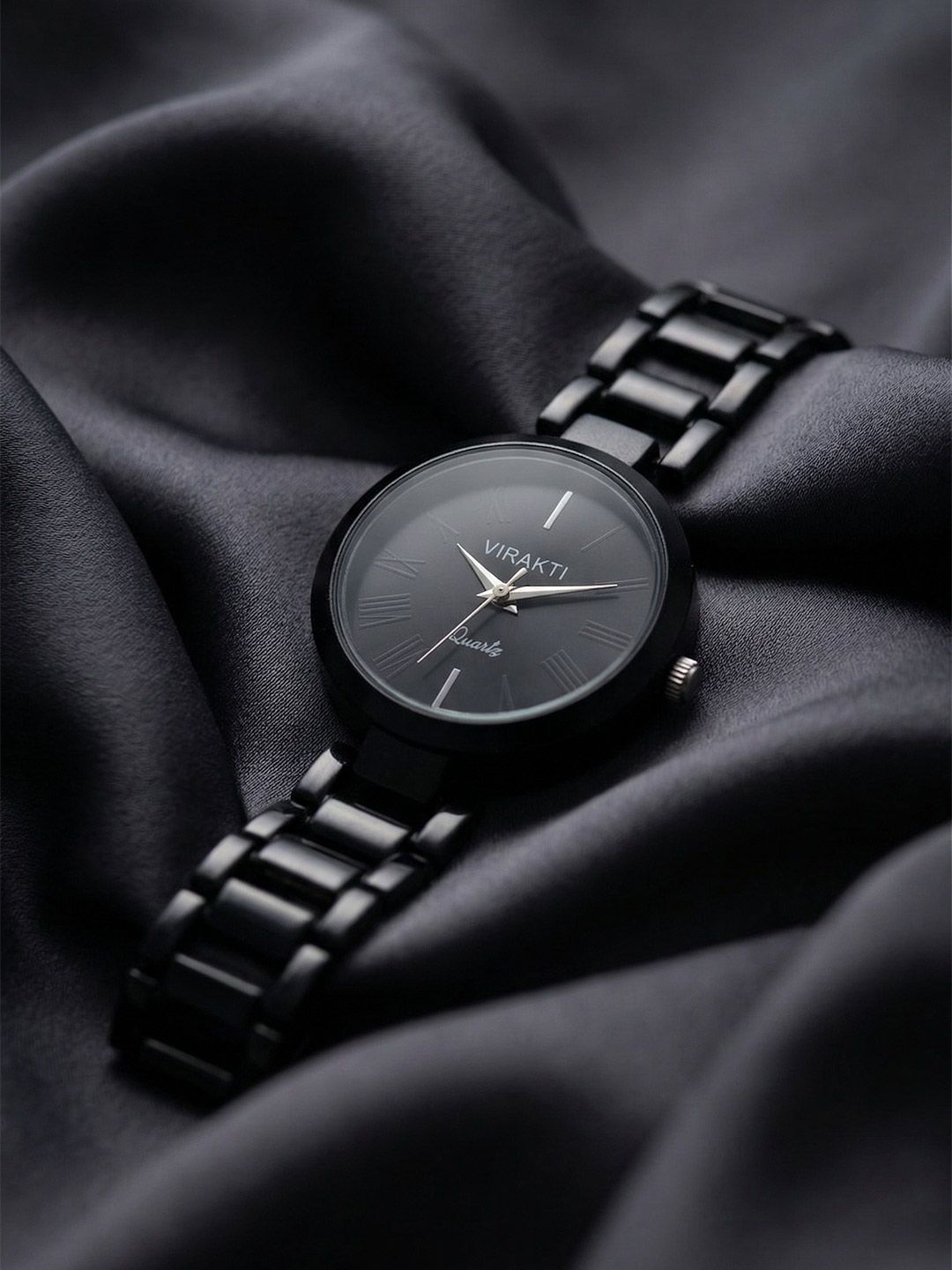 VIRAKTI Women Dial & Bracelet Style Straps Analogue Watch SAT-08-BLACK-V01 VIR