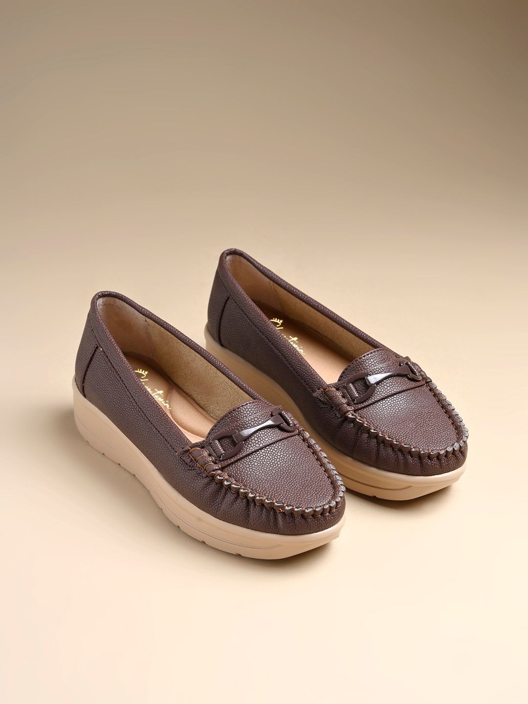 Shoetopia Women Textured Loafers