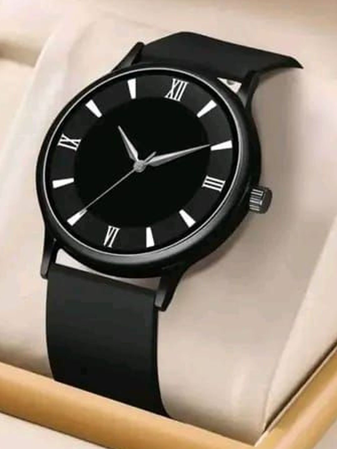 VIRAKTI VIRAKTI Men Brass Dial & Straps Analogue Watches