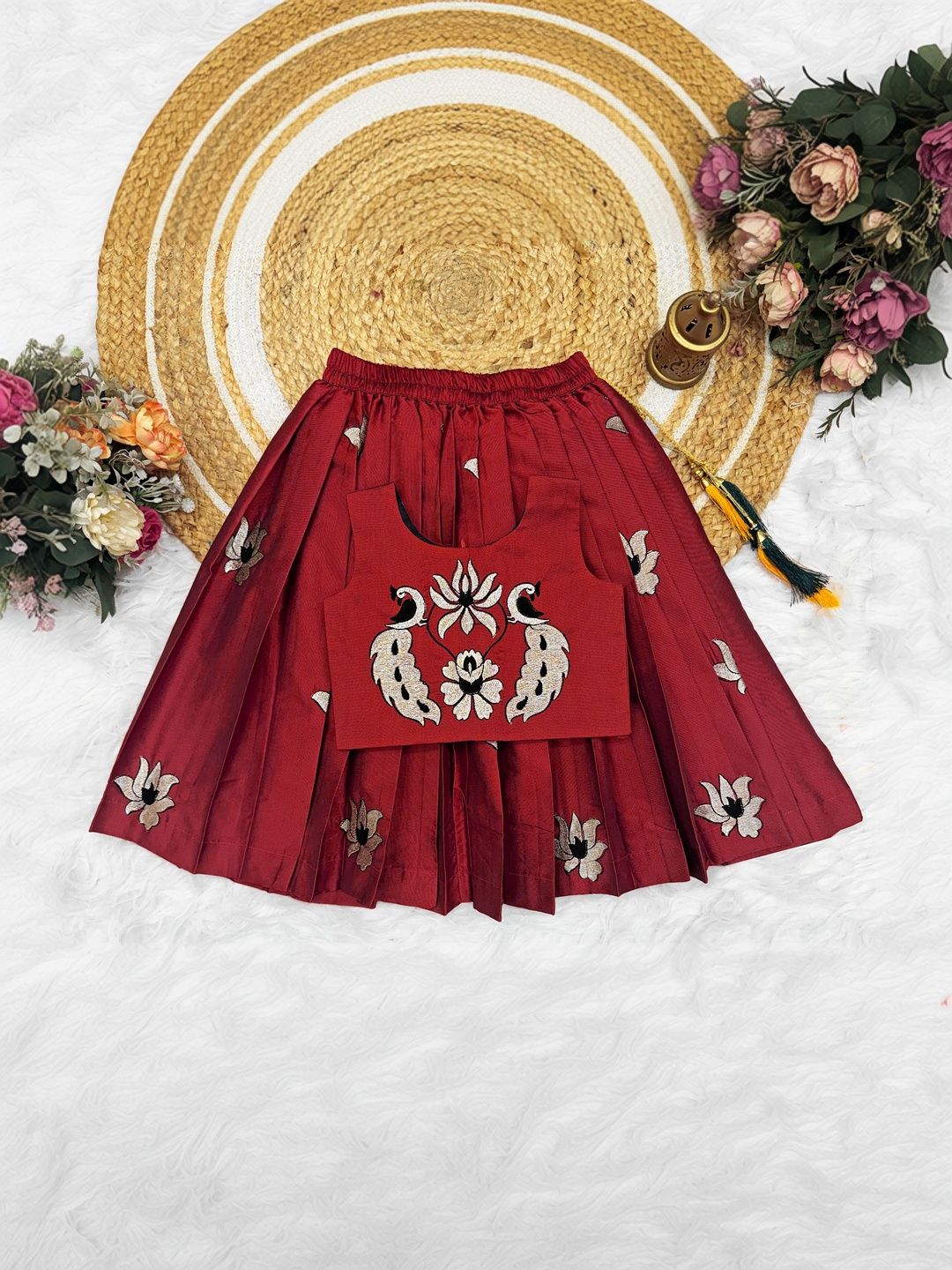 FELIZ THE DESIGNER STUDIO Girls Embroidered Ready to Wear Lehenga &