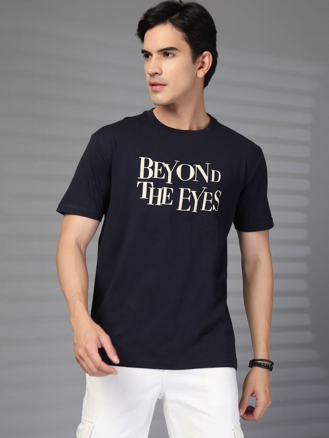 KLOUE Men Typography Printed T-shirt