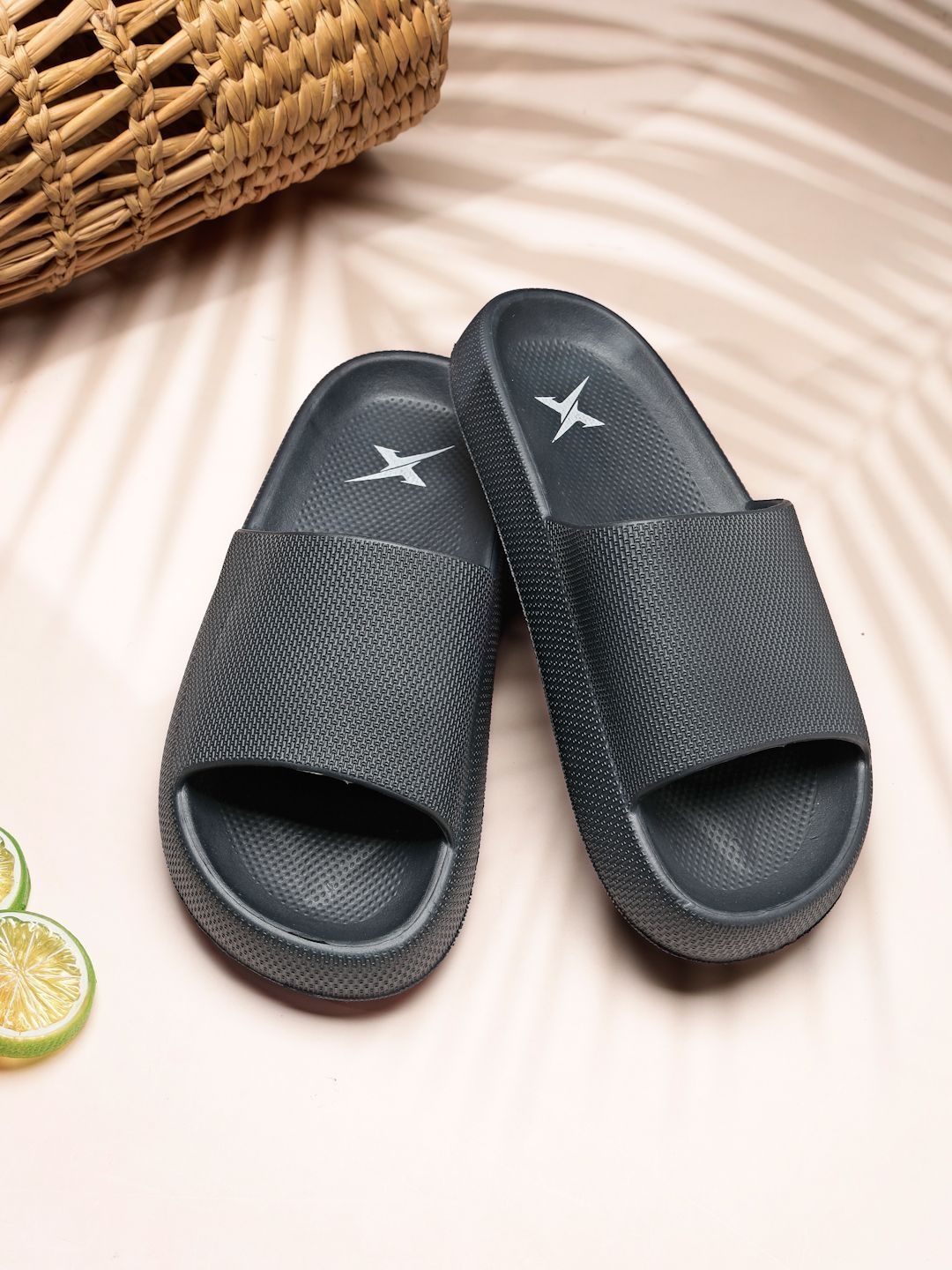 Knight Ace Men Sliders