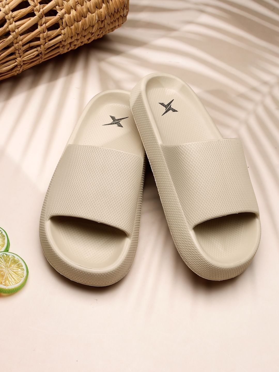 Knight Ace Men Sliders