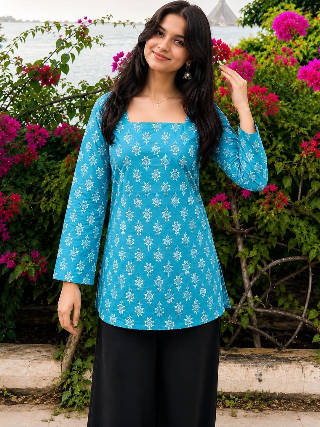 HERE&NOW X fwd Ethnic Motifs Printed Square Neck Kurti