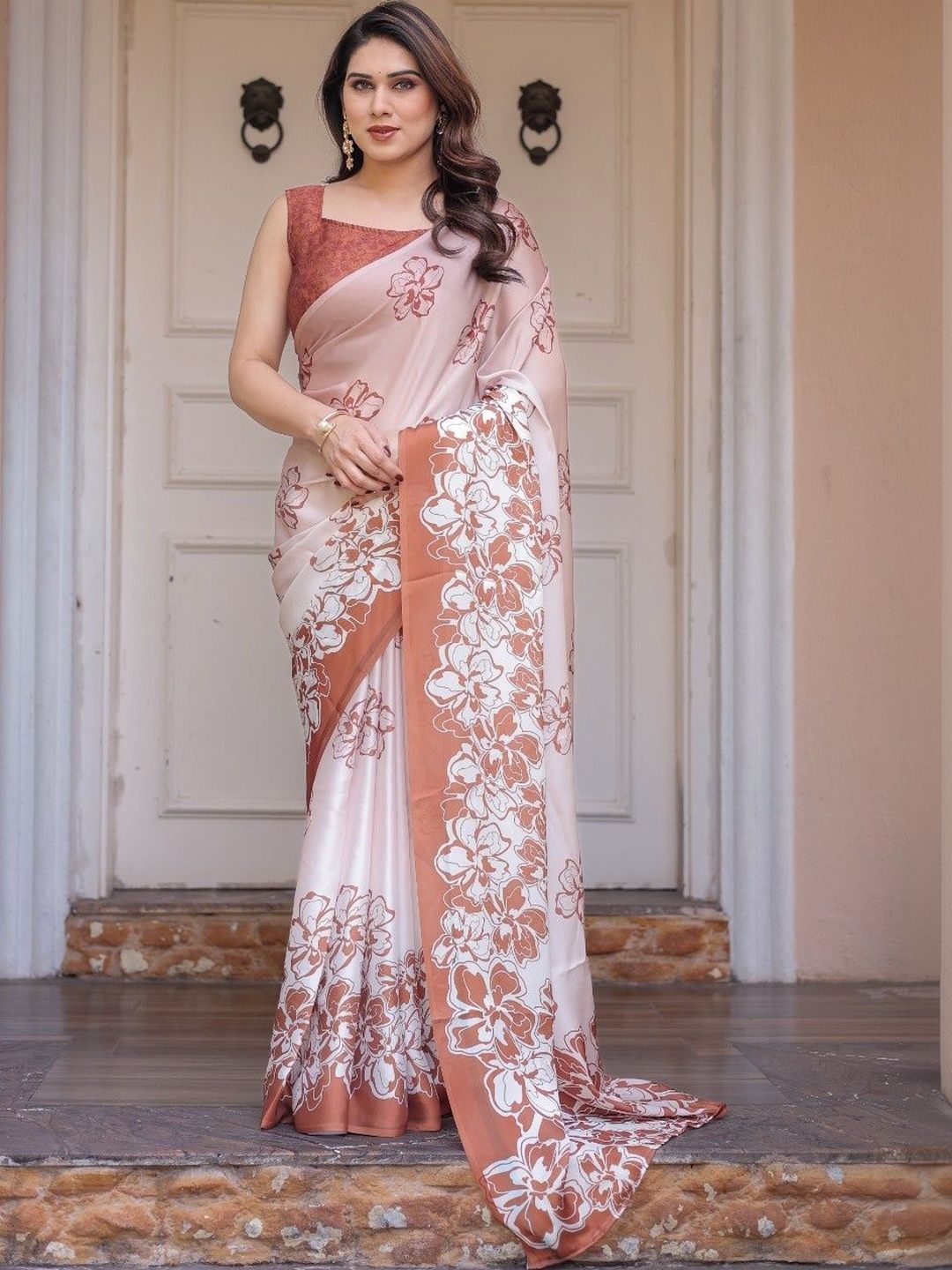 RAAS SHREE Floral Pure Georgette Handloom Saree