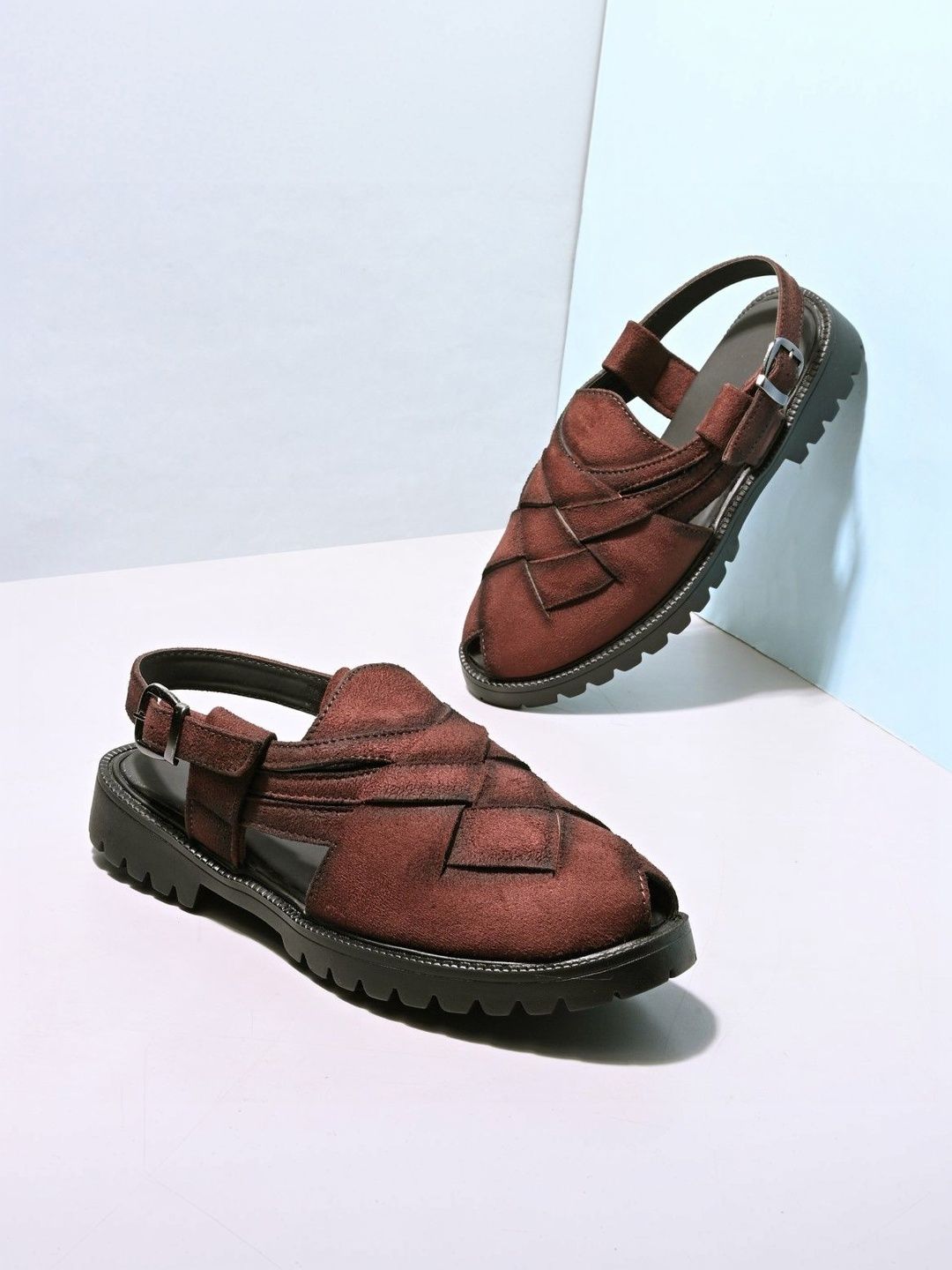 POS Planet Of Shoes Men Fisherman Sandals