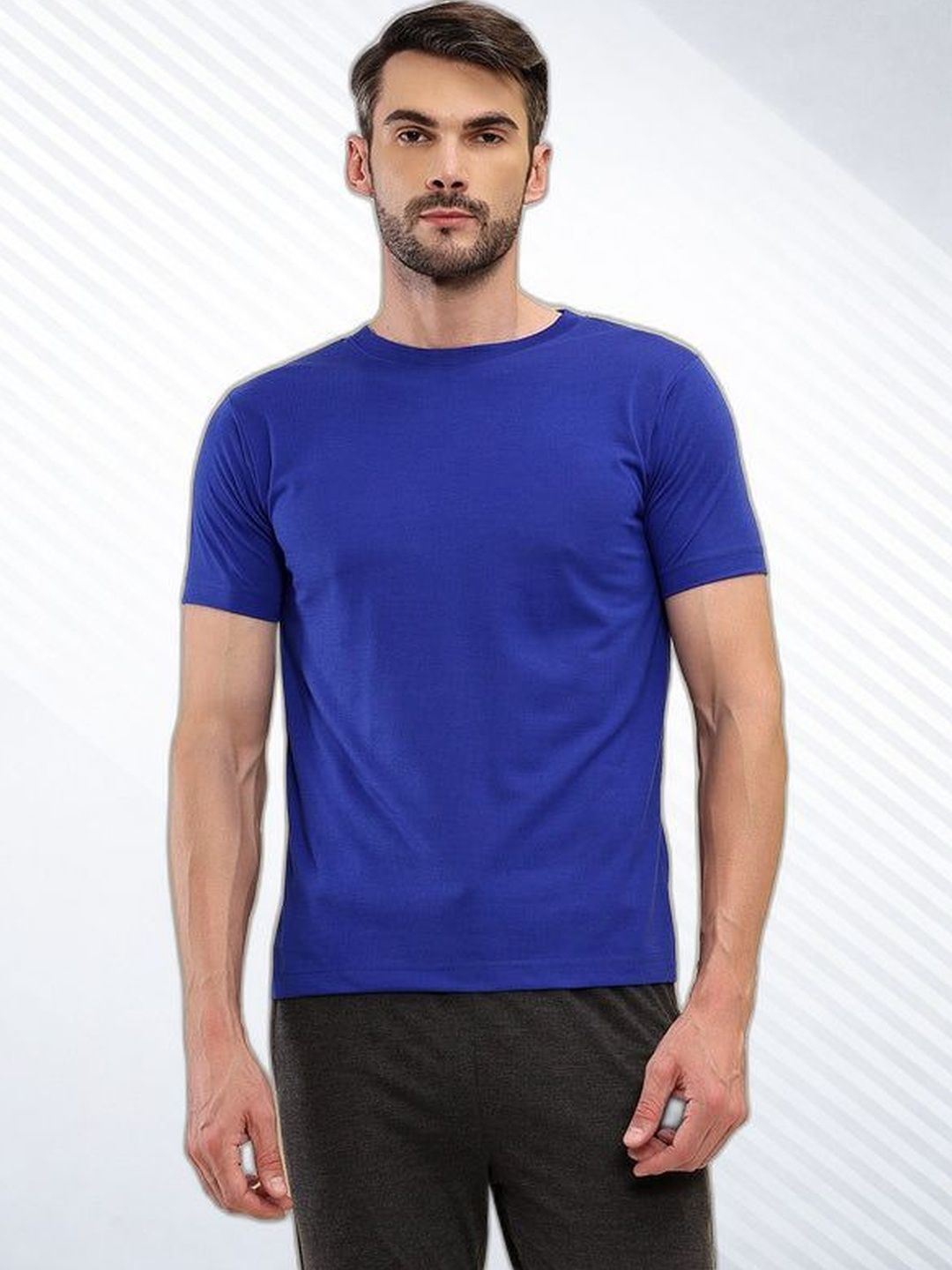 Dezin Men T-shirt