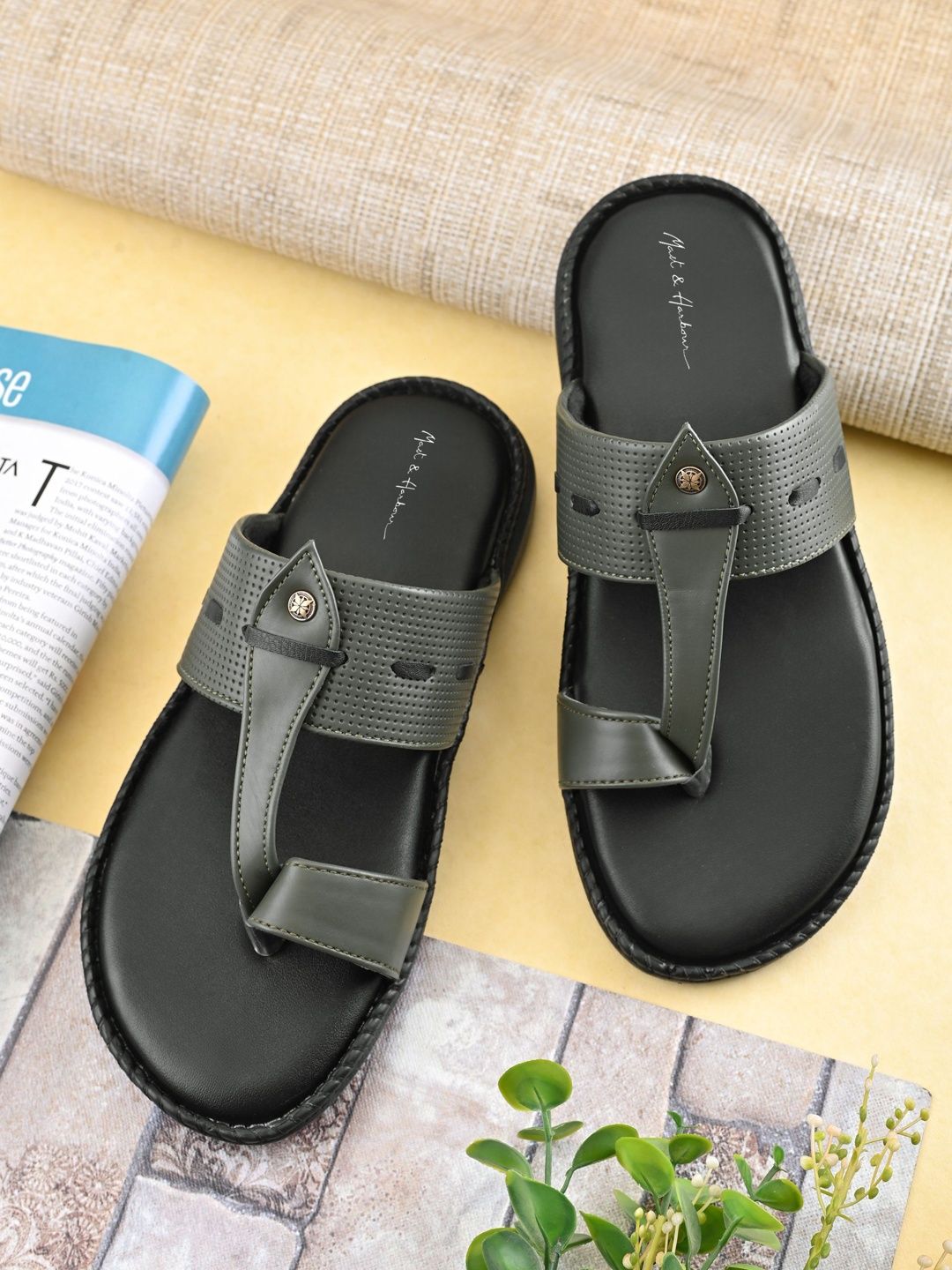 Mast & Harbour Men Comfort Sandals