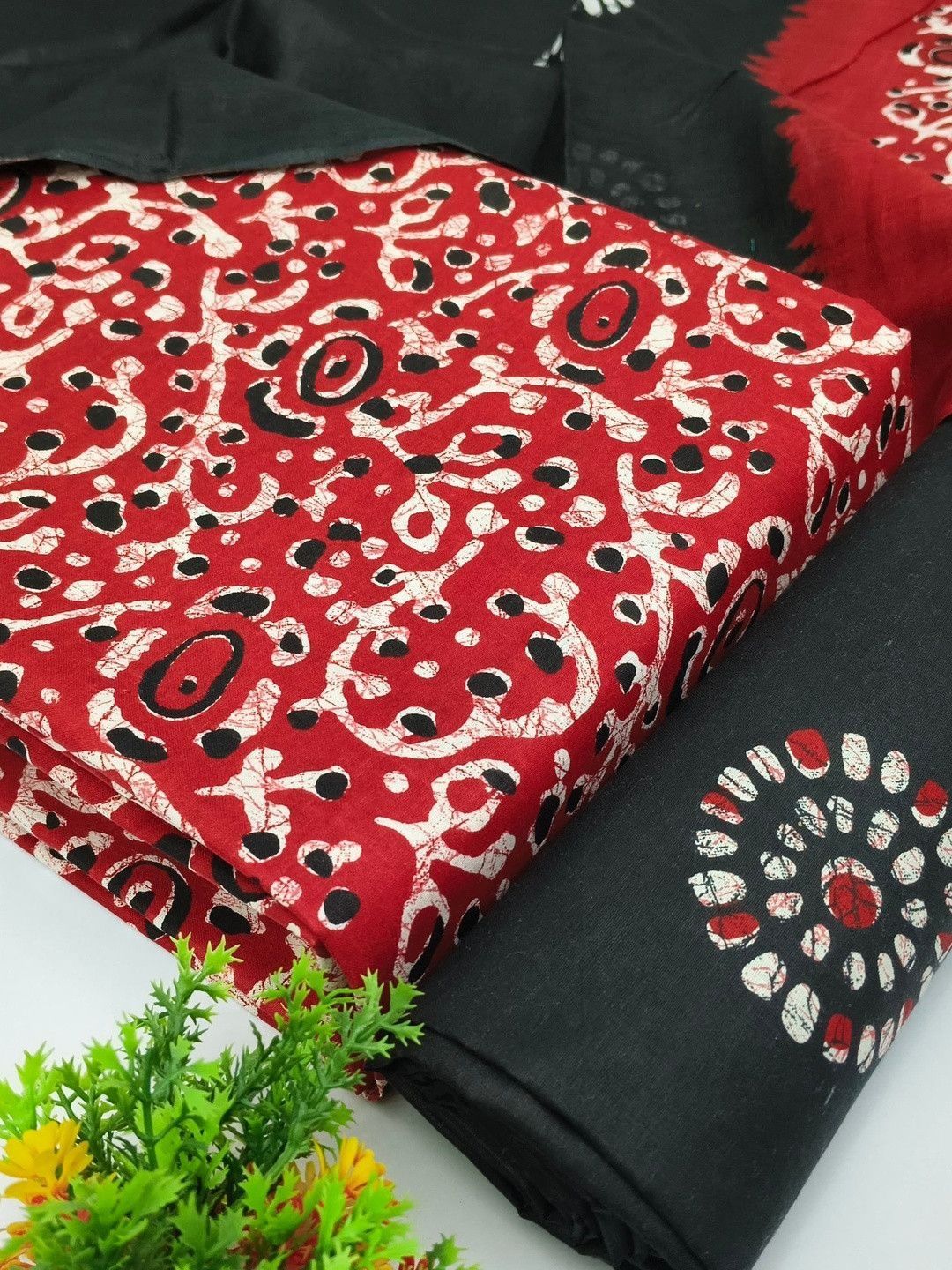 Keshar Printed Pure Cotton Unstitched Dress Material