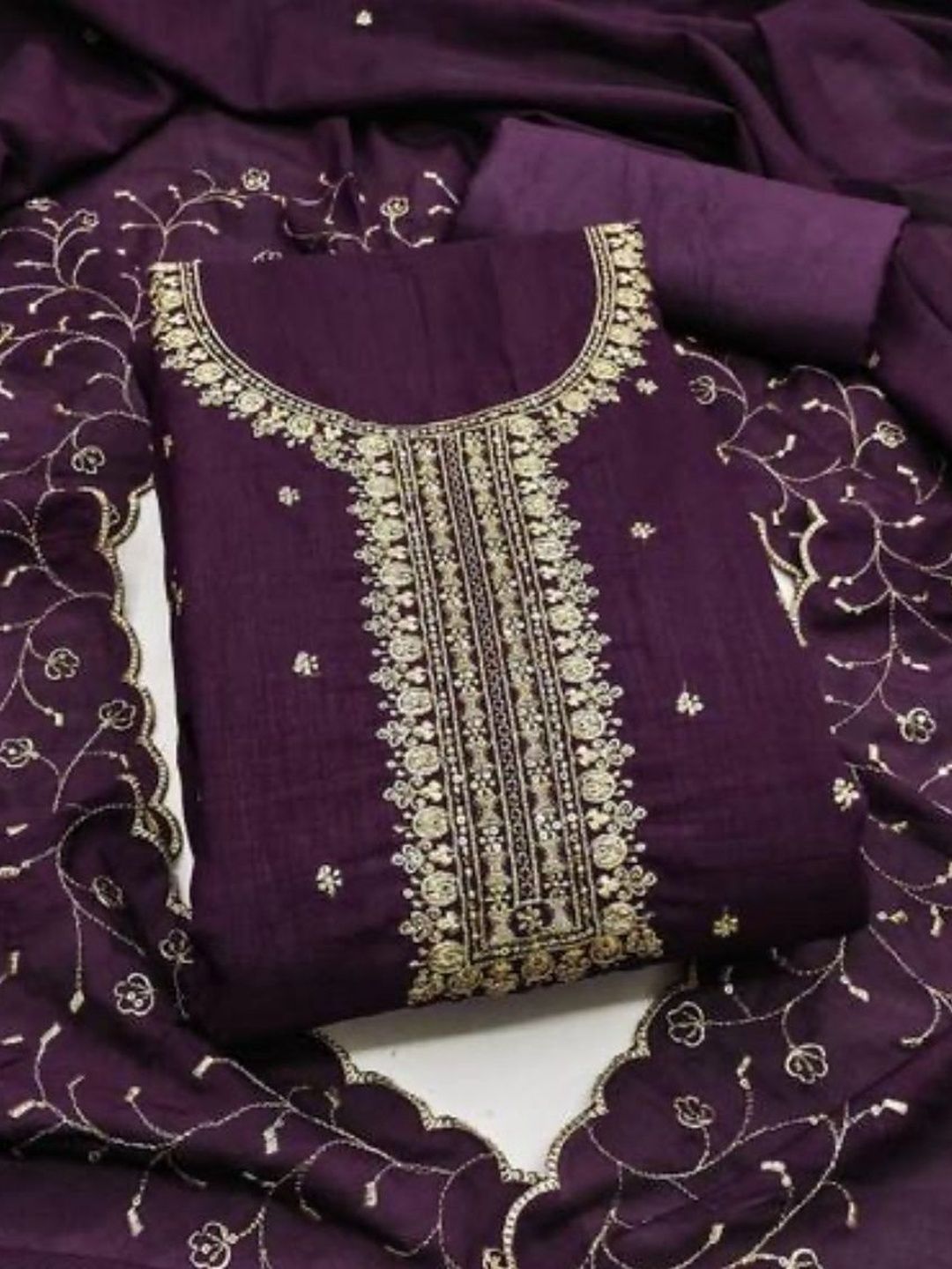 TRYSTON Embroidered Unstitched Dress Material
