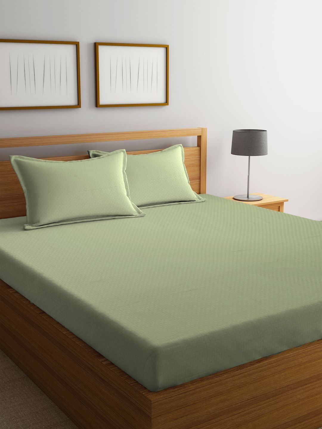BOMBAY DYEING BOMBAY DYEING Green 300 TC Bedsheet with 2 Pillow Covers