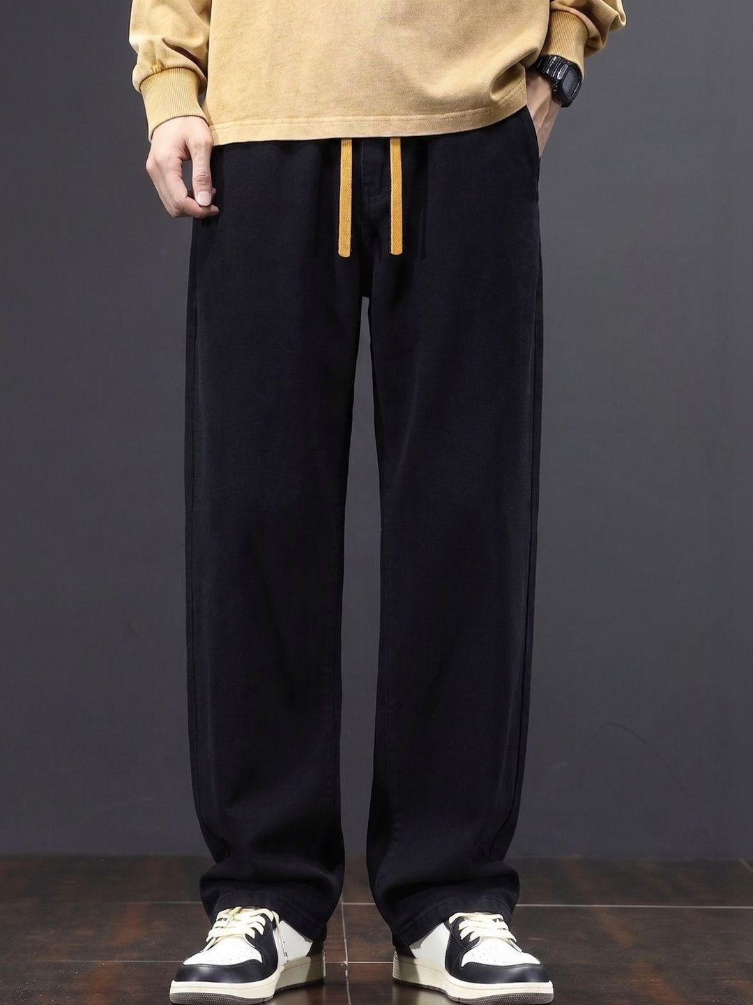 SZN Men Smart High-Rise Stretchable Jeans
