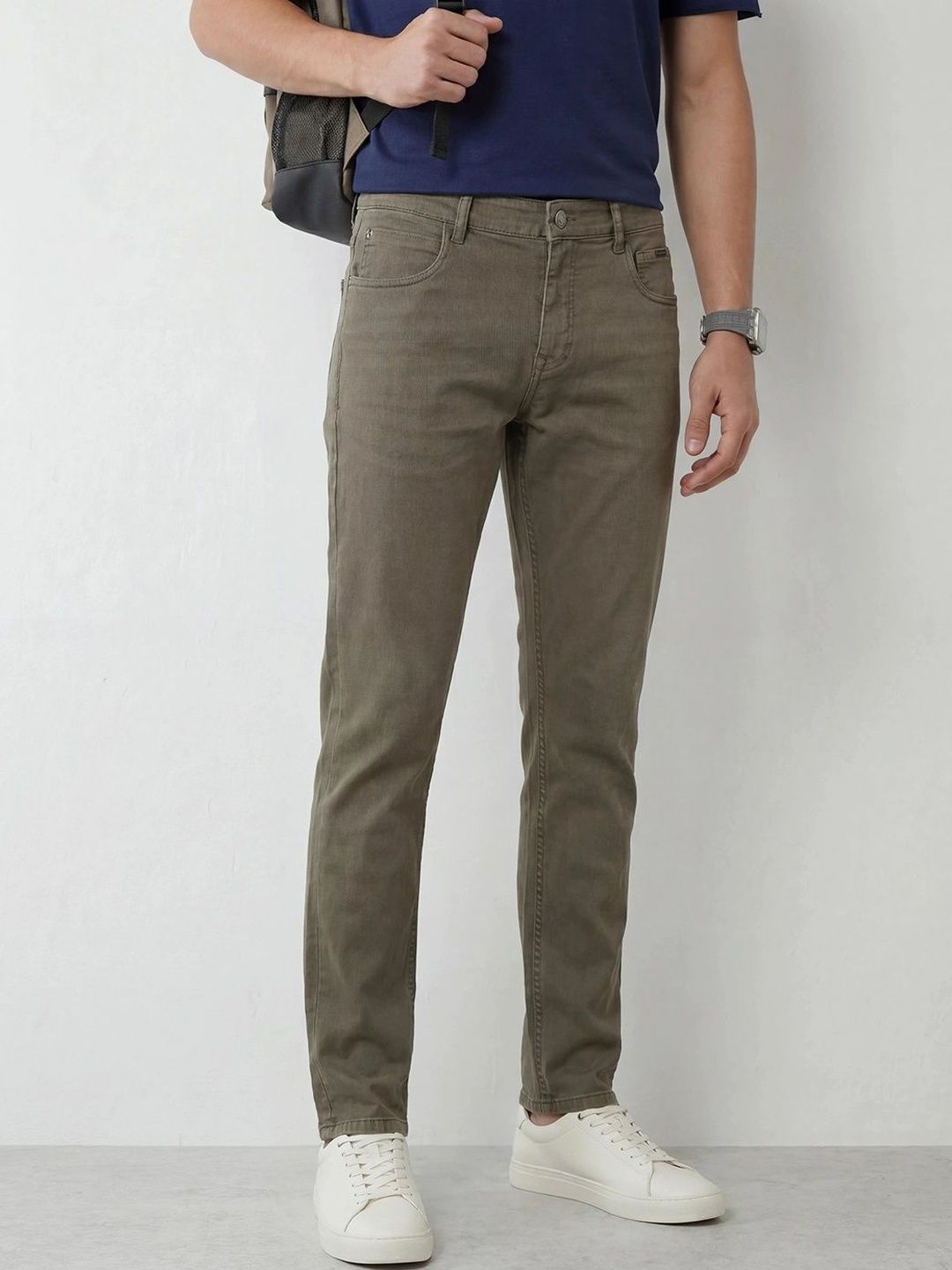 WROGN Men Slim Fit Mid-Rise Stretchable Jeans
