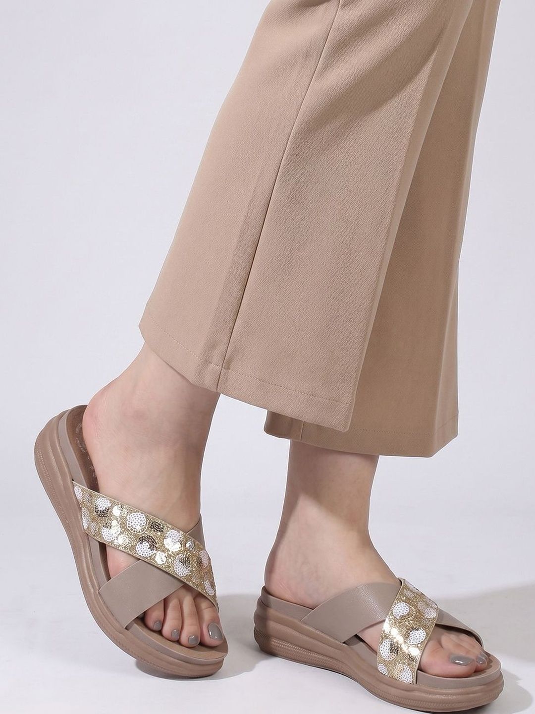 SIRDENILL Women Embellished Open Toe Flats