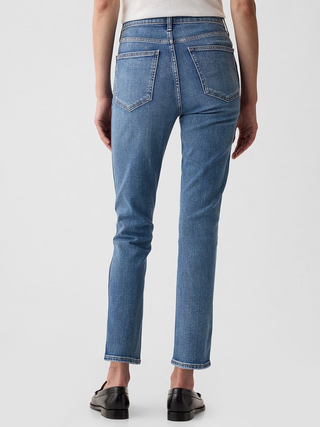 Regular Fit Light Fade Stretchable Jeans