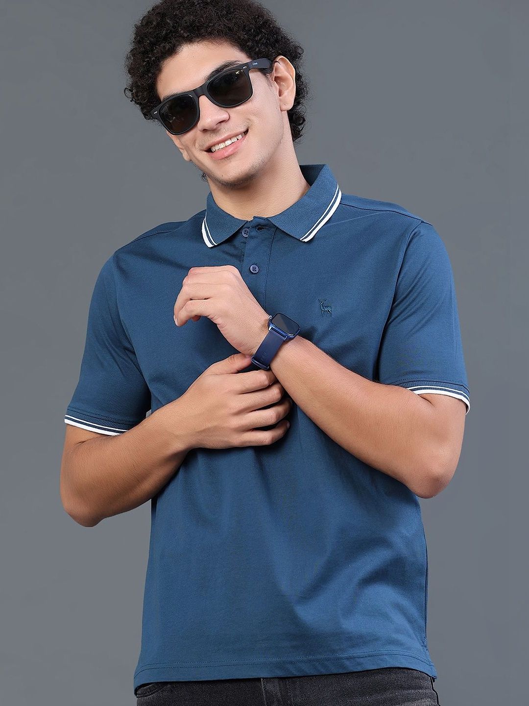 V-Mart Men Brand Logo Polo Collar T-shirt