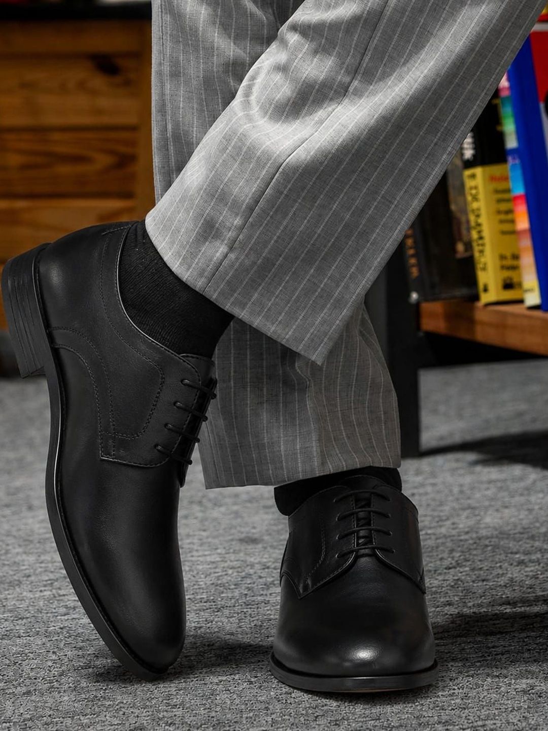 House of Pataudi Men Round Toe Lace-Ups Derbys Formal Shoes