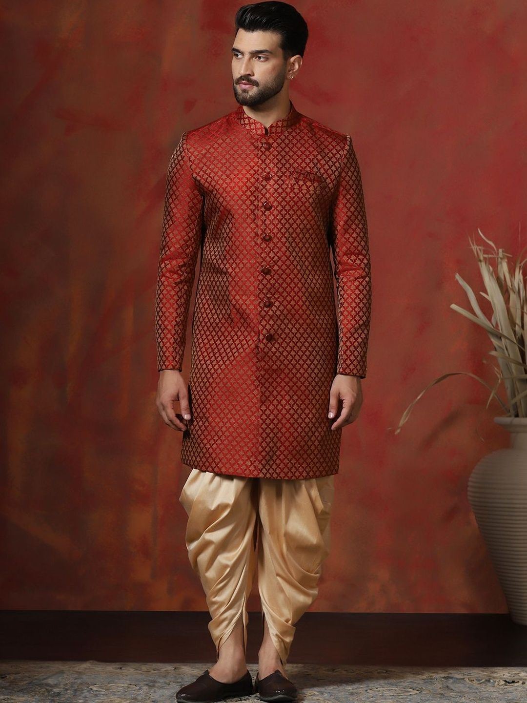 SOURAGYA Embroidered Mandarin Collar Sherwani
