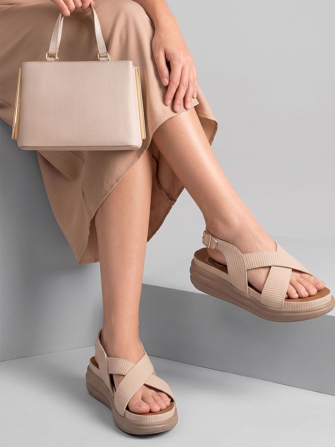SIRDENILL Women Textured Open Toe Flats with Buckles