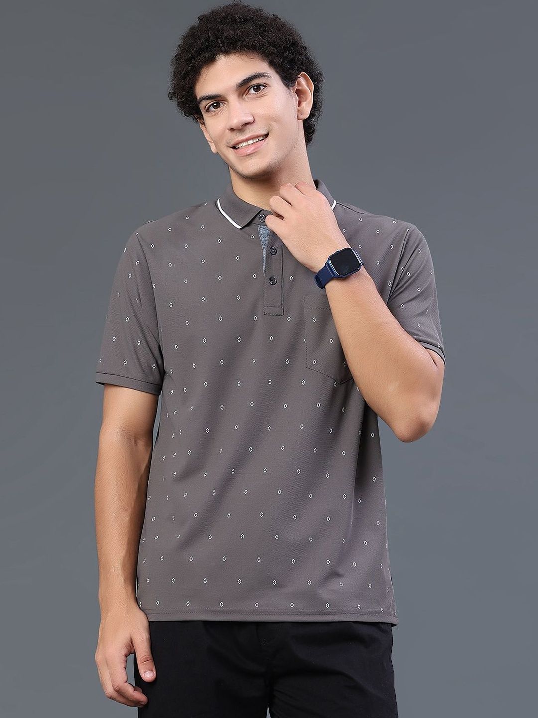 V-Mart Men Printed Polo Collar Pockets T-shirt