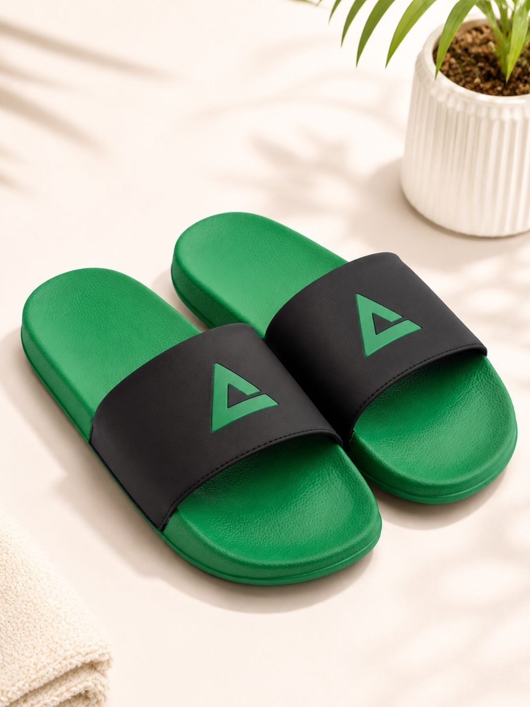 ARVAN Men Sliders