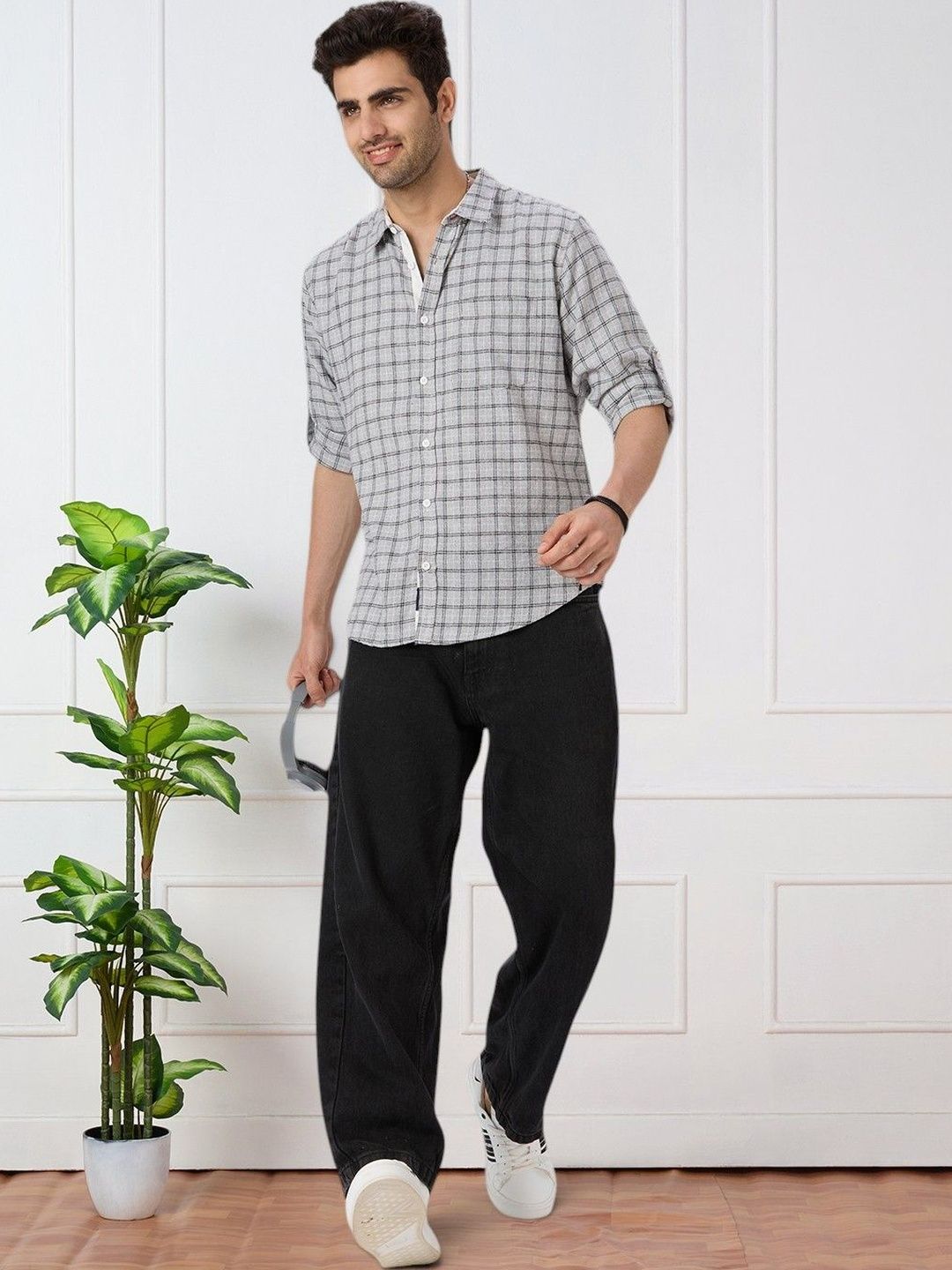 The Roadster Lifestyle Co Checked Pure Cotton Spread Collar Shirt
